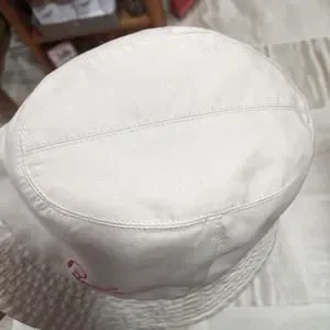 Burberry Reversible Bucket Hat Plaid British Tan Red Script Burberry | Accessories | Burberry Reversible Bucket Hat  main image 3